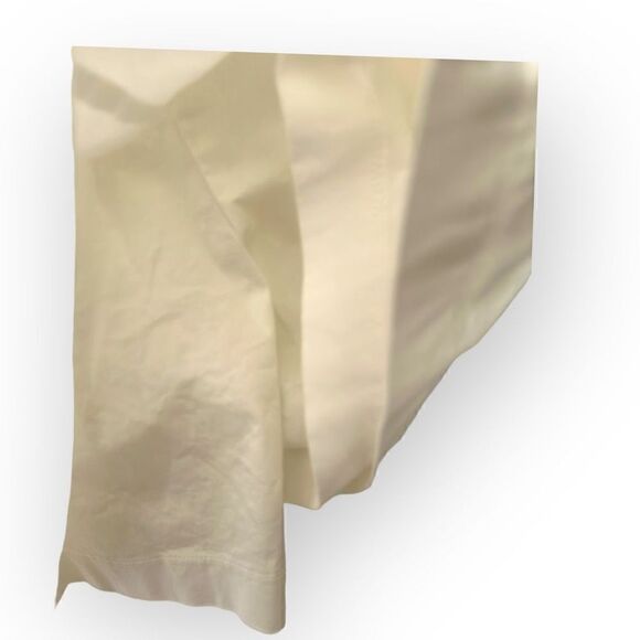 Jennifer Moore White Skort built in belt Size 10 cotton/spandex blend - Picture 4 of 7